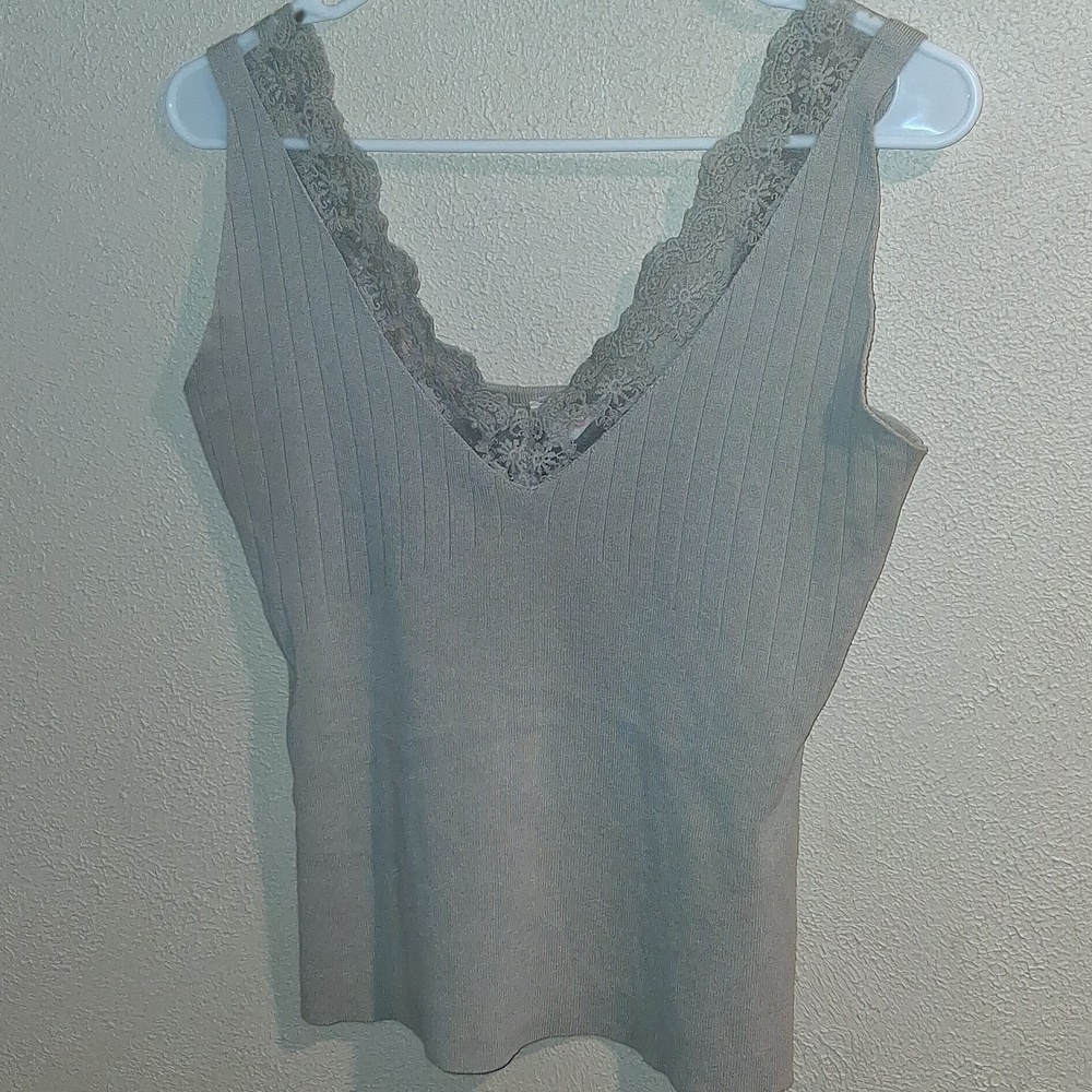 Bibi NWOT Tan tank with lace Trim L